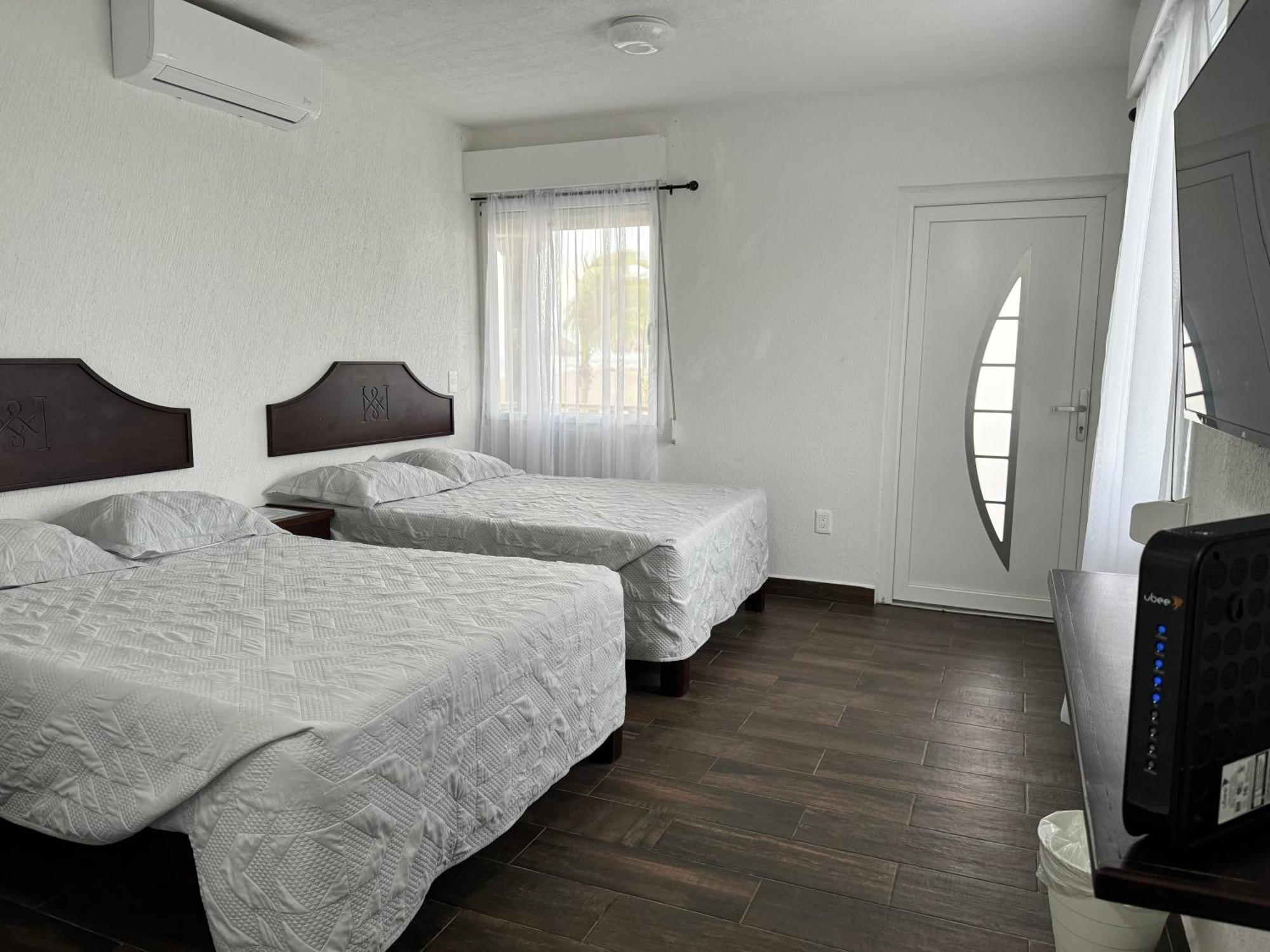 Ananta Hotel Касітас Екстер'єр фото