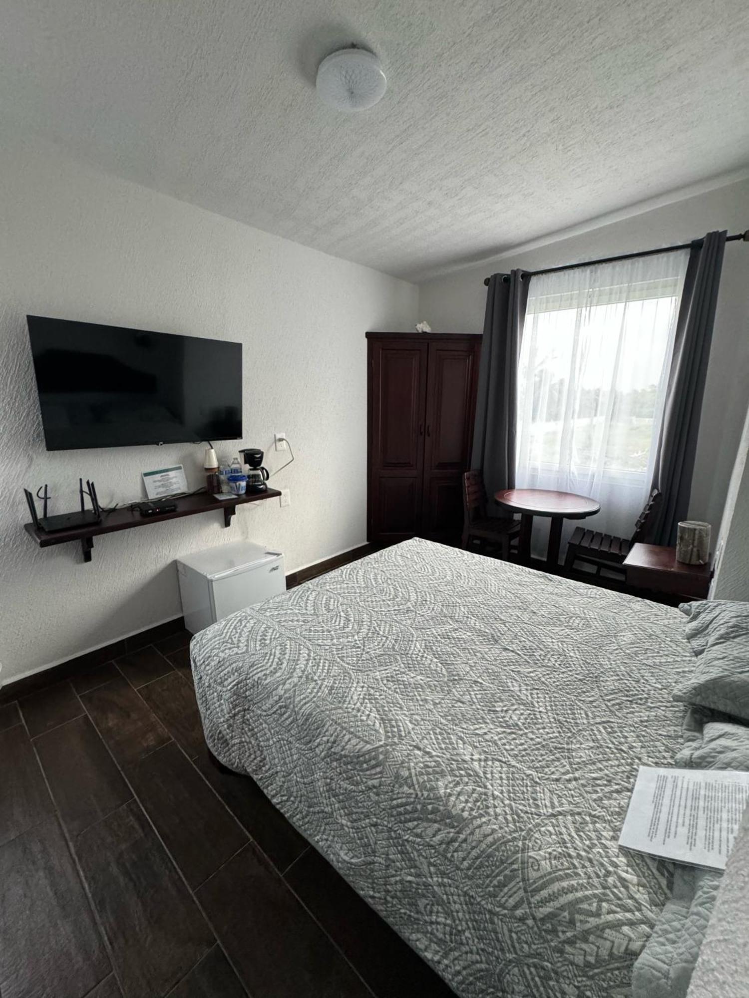 Ananta Hotel Касітас Екстер'єр фото
